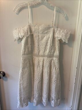 Francesca's Collections White Off-Shoulder Lace Midi Dress